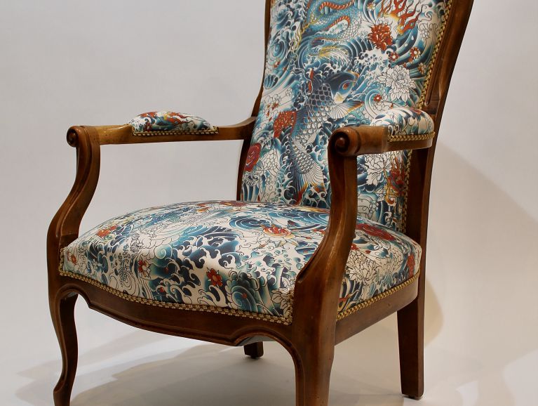 Complete repair of a Voltaire armchair - Jean-Paul Gaultier fabric edited by Lelievre, Houles double piping finish