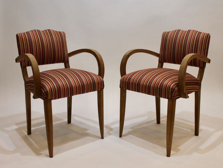 Complete repair of a pair of Bridge mustache armchairs - Fabric by the publisher Pierre Frey