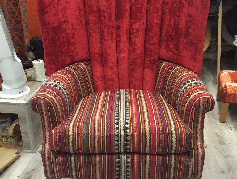 Réfection d'un fauteuil à tranches - Tissu éditeur Mulberry Home collection Stripes