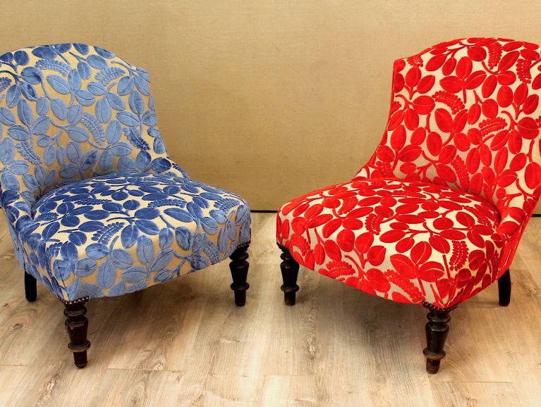 Complete réfection a pair of Napoleon III fireside chairs - Fabric editor Designers Guild