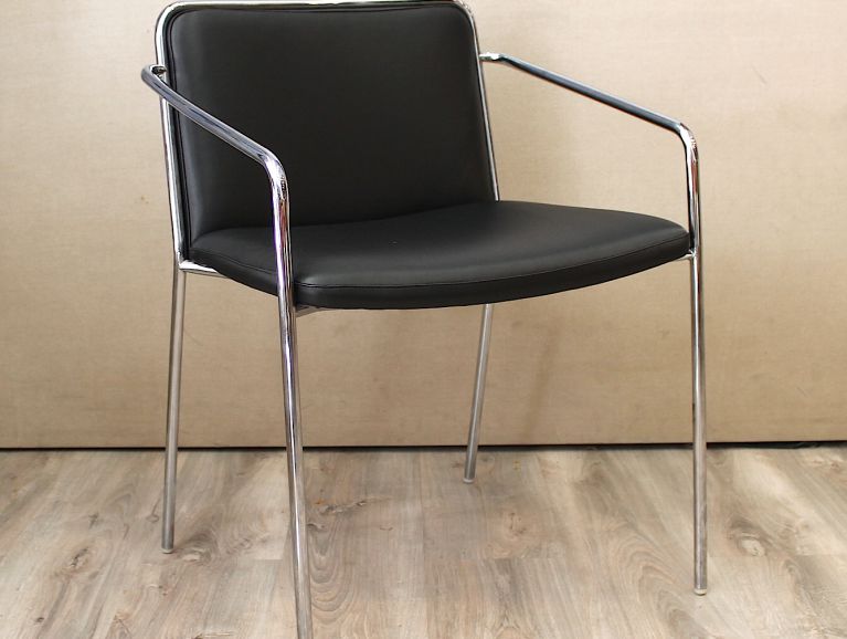 Couverture d'un fauteuil de designer Piero Lissoni en Simili cuir - Tissu éditeur Lelièvre